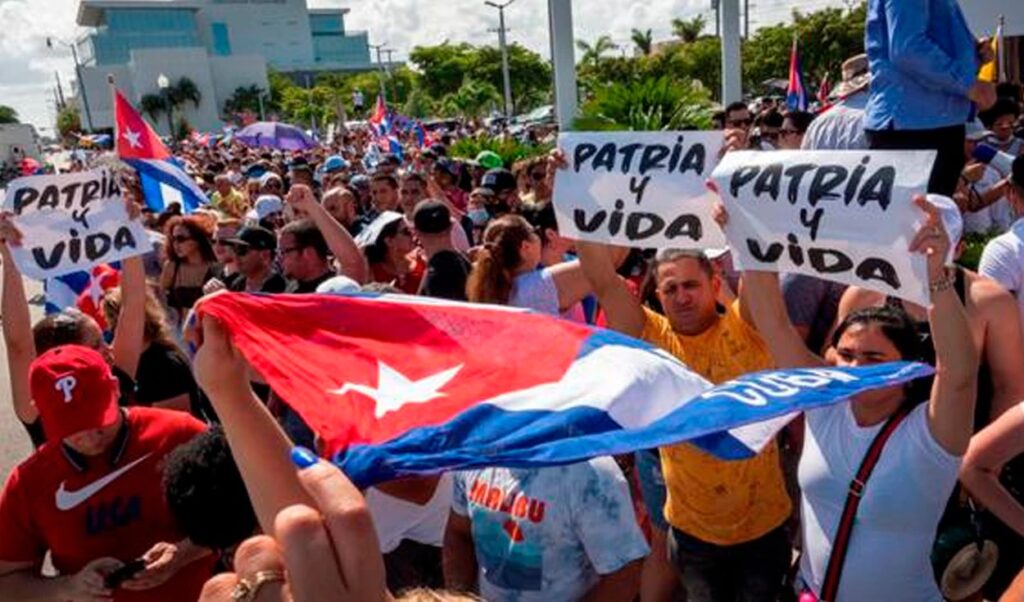 Protestas En Cuba Miles De Cubanos Salen A Las Calles Al Grito De “¡libertad” Y “¡abajo La 8919