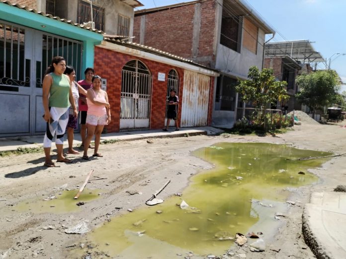 Los Algarrobos Familias Del Sector De Julio Viven En Medio De Aguas