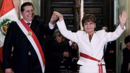 Expresidente Alan García junto a su exministra del Interior, Mercedes Cabanillas. Foto: RPP